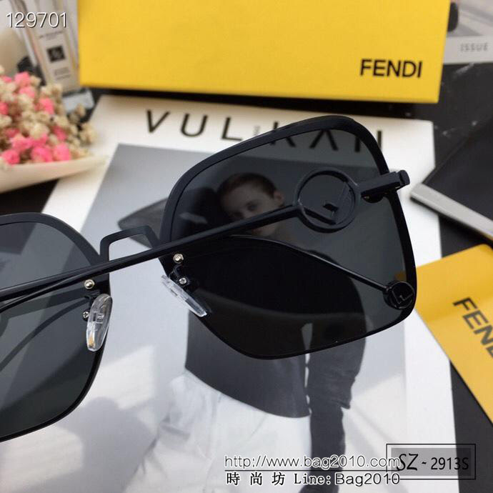 FENDI芬迪 寶麗來樹脂偏光鏡片 TR90鏡架 2019新款太陽鏡 遮擋有害光線防輻射 2913S  lly1571